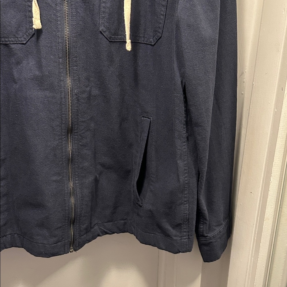 Men's Navy Hooded Jacket - Picture 5 of 9